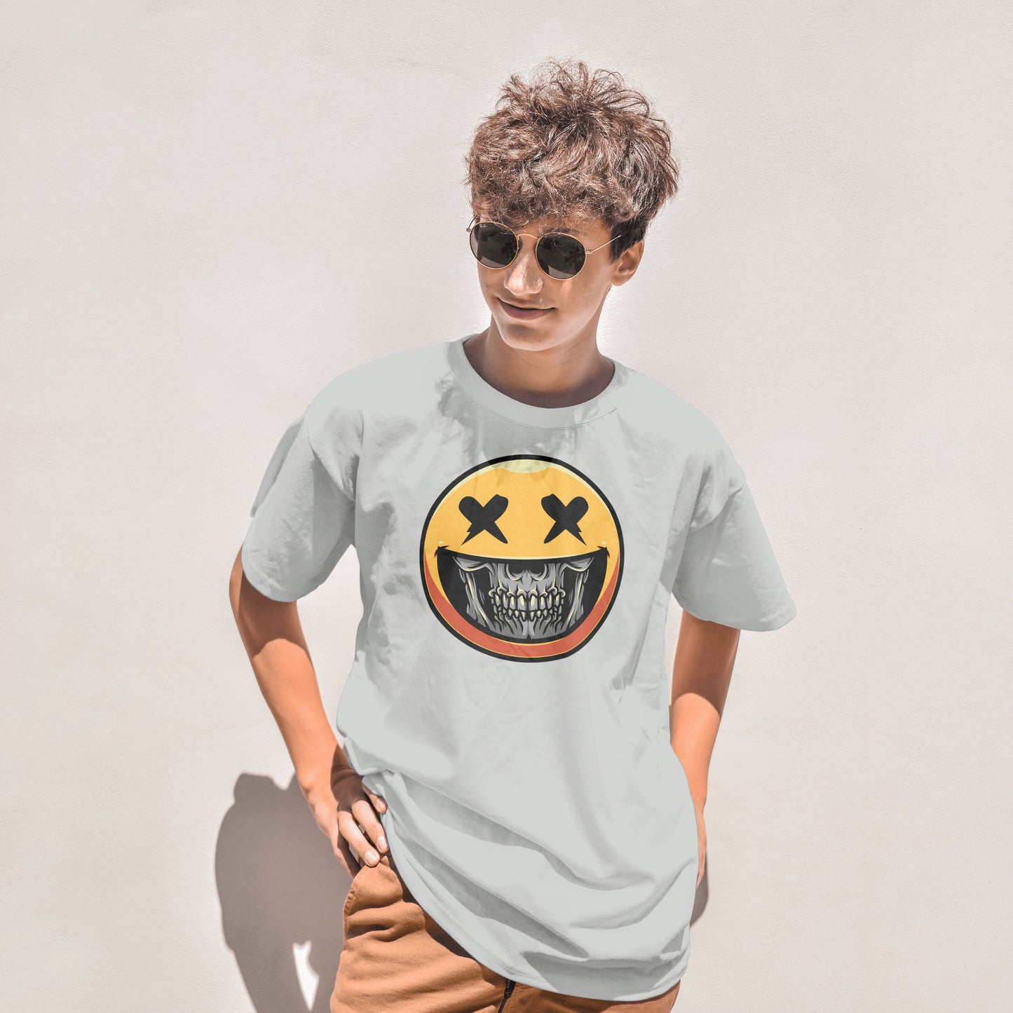 Dont trust the smile T-Shirt