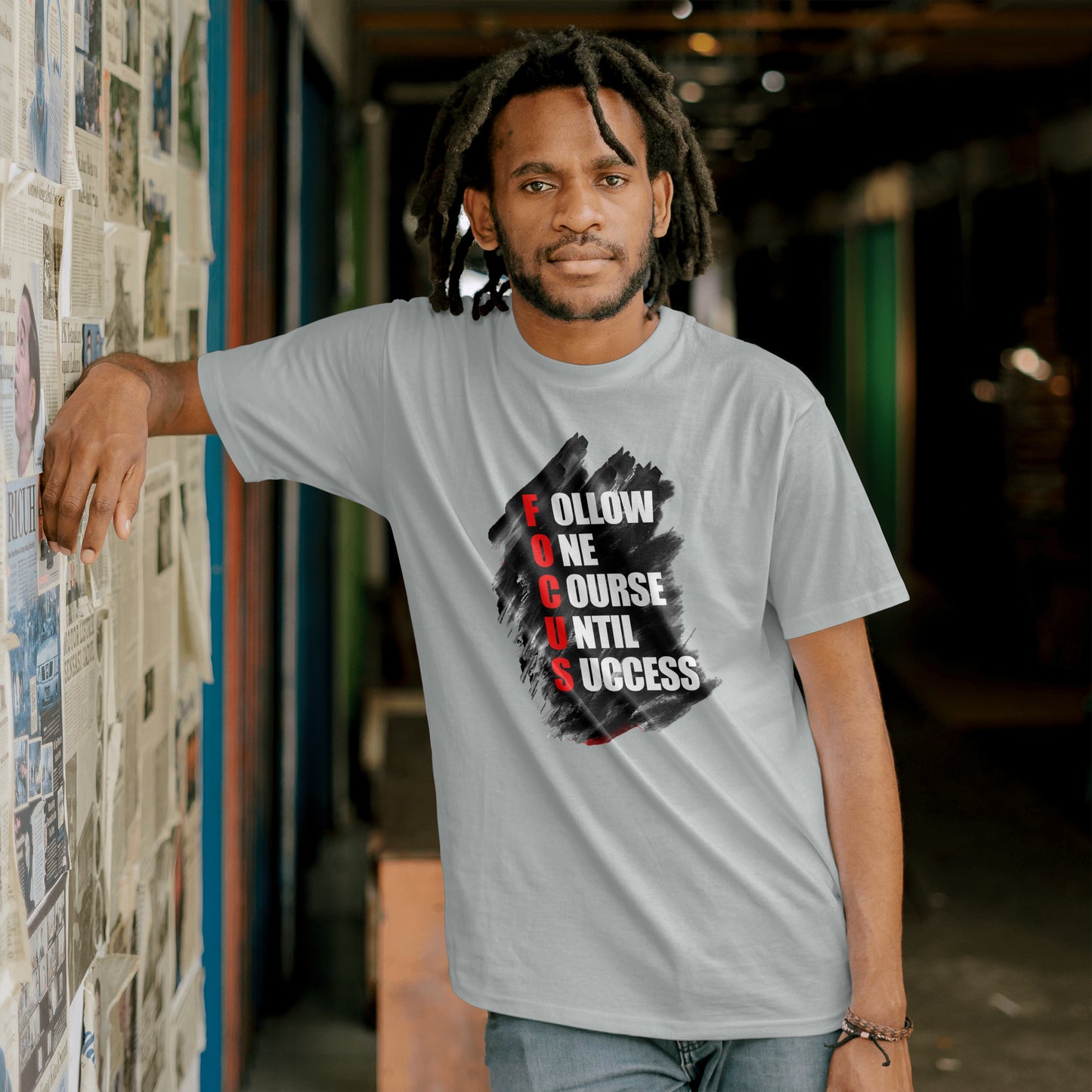 FOCUS Follow one course until success Unisex T-Shirt