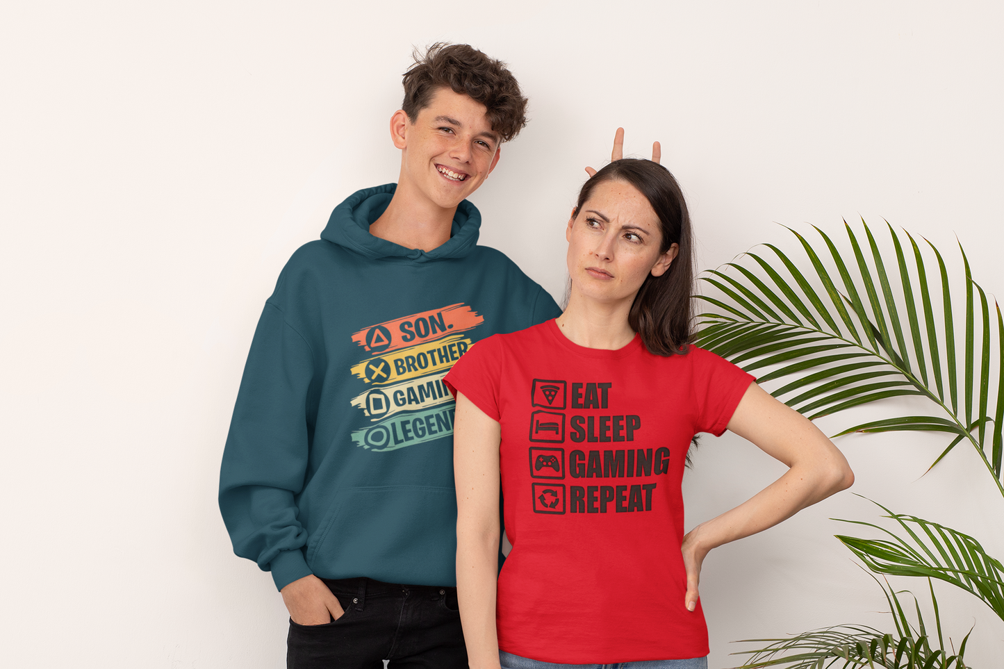 EAT SLEEP GAMING REPEAT Premium Unisex T-Shirt mit Rundhalsausschnitt Girls & Boys